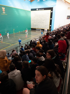 Pelota partidak Intxurre elakrtearenurteurrenean.